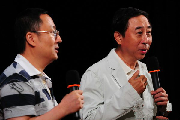 教育教学 名师对话 本次演出是冯巩老师携北京电影学院喜剧班的学生